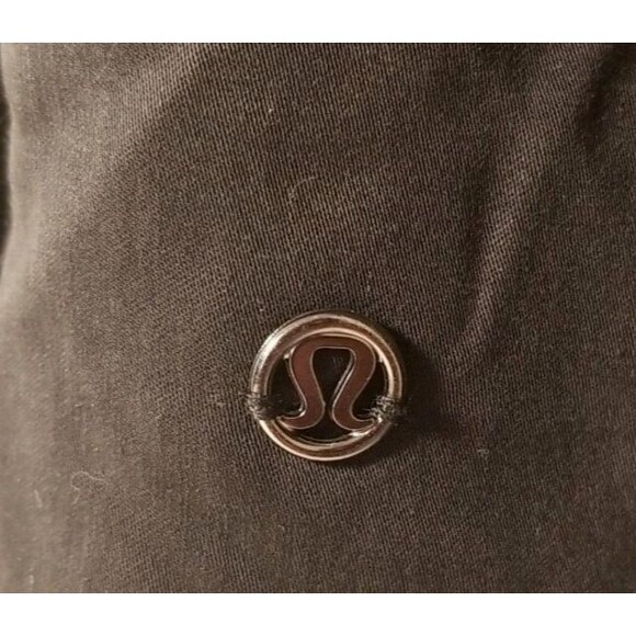 Lululemon Women's Knit V-Neck Button Up Cardigan Sweater Black Size 4         B3 - Picture 6 of 11